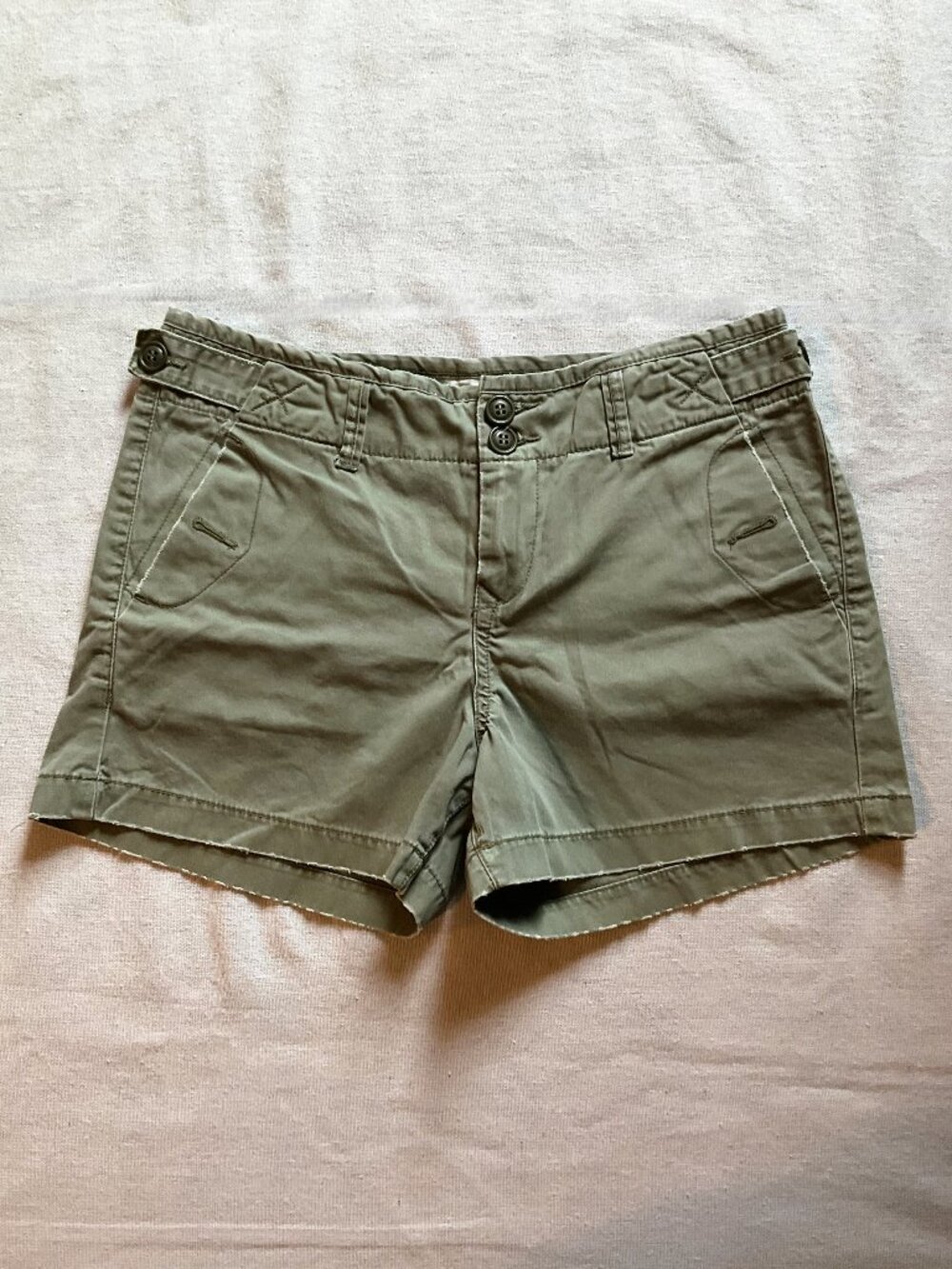 Vintage Y2K Women's Lucky Brand Cargo Shorts, Army Green, Sz 8/29